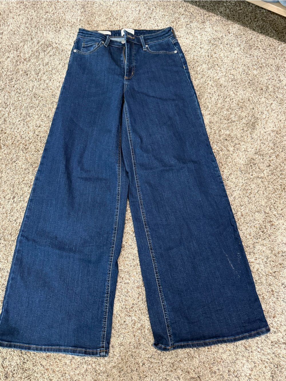 Universal Thread Wide Leg Dark Indigo Jeans